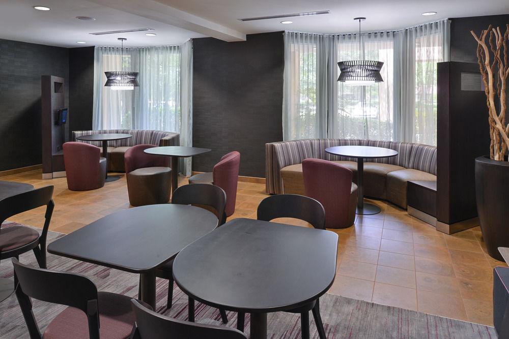 Courtyard By Marriott Columbia Northeast/Fort Jackson Area Exterior foto
